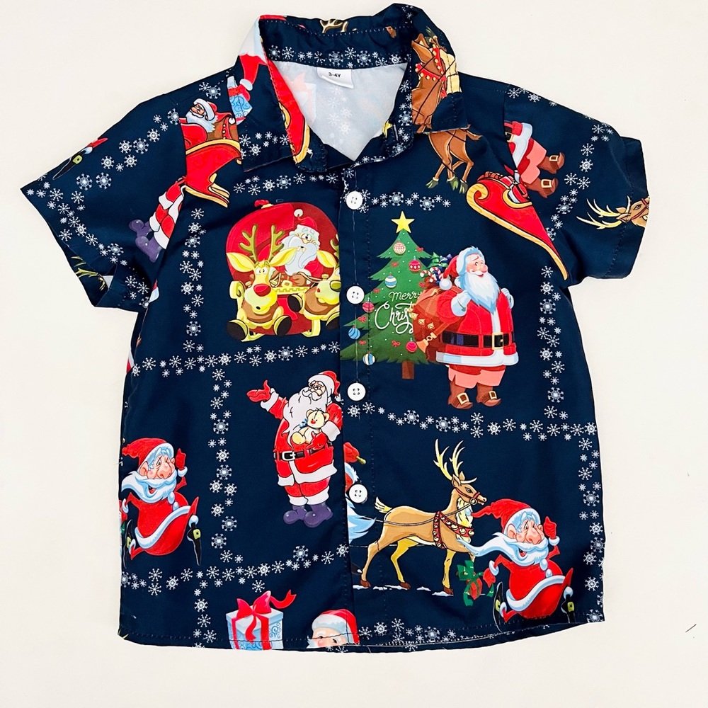 Toddler boys Christmas themed short sleeve button up shirt - with Santa, 3-4T